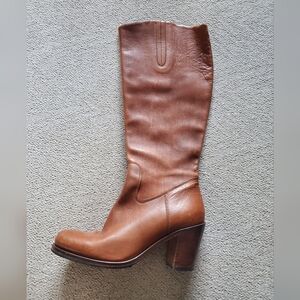Vero Cuoio Tan Leather Heeled Boots